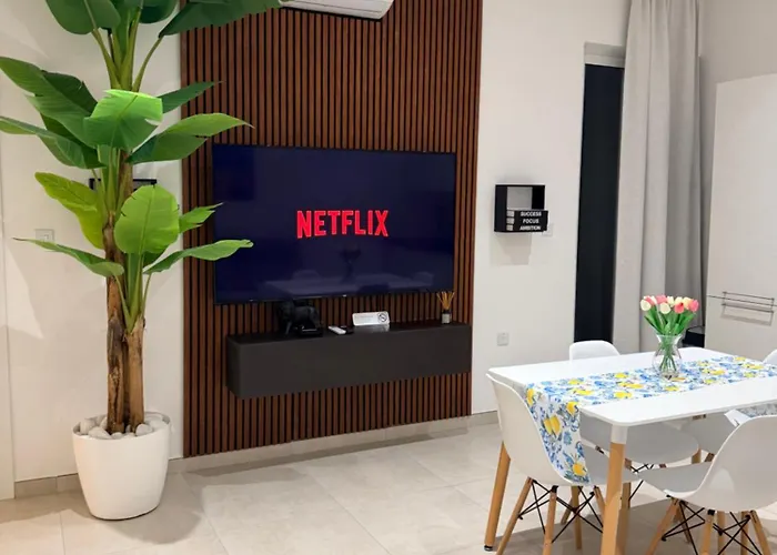 아파트 The White Balcony *