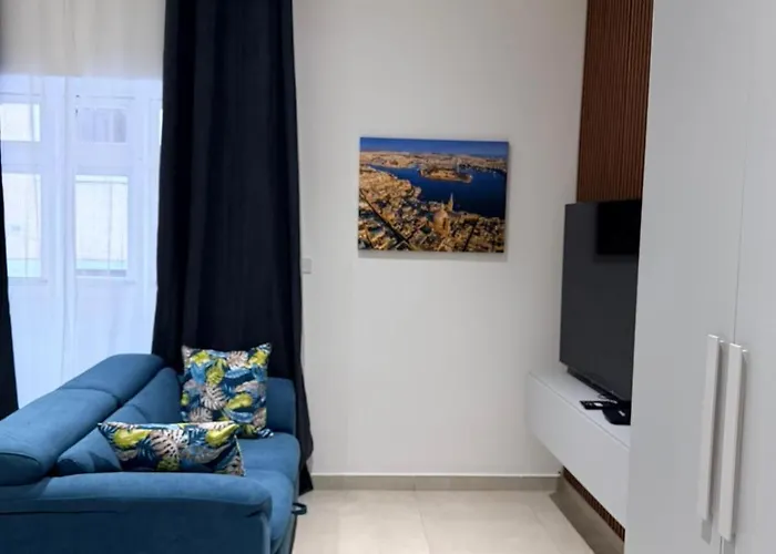 The White Balcony 아파트 *